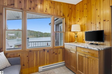 Welcome to a Northern Michigan gem. This charming cottage - photo 21