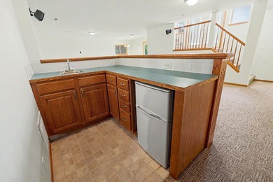 Welcome home to this beautifully maintained 4-bedroom - photo 23