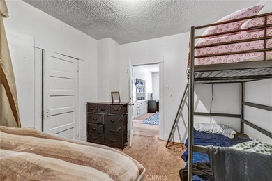 Welcome to the Gowdy House, a classic Craftsman triplex located - photo 24
