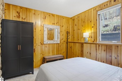 Welcome to a Northern Michigan gem. This charming cottage - photo 24
