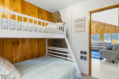 Welcome to a Northern Michigan gem. This charming cottage - photo 28
