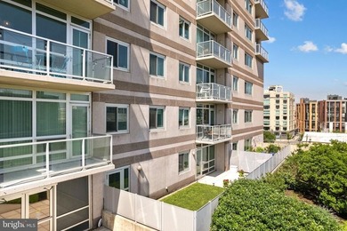 Welcome to Residence F407 at Waterfront Squarea true one-of-one - photo 29