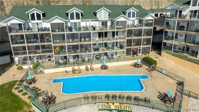 Discover this top-floor 3-bedroom, 3-bathroom condo with a - photo 31
