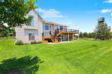 Welcome home to this beautifully maintained 4-bedroom - photo 31