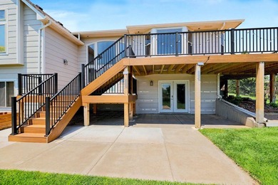 Welcome home to this beautifully maintained 4-bedroom - photo 32