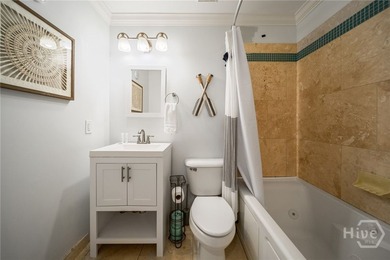 One-of-a-Kind 1BR/2BA 2-Story 480sqft Condo on South End of - photo 33