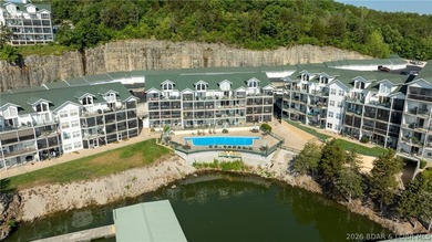 Discover this top-floor 3-bedroom, 3-bathroom condo with a - photo 35