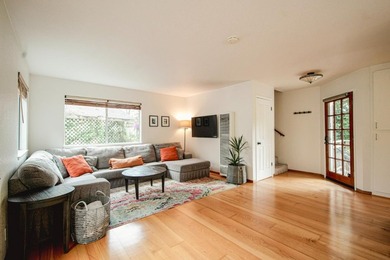 Live just a few blocks from the beach in the iconic Pleasure - photo 7
