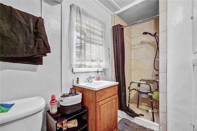 Welcome to the Gowdy House, a classic Craftsman triplex located - photo 47