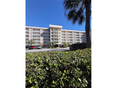 (private lake, pond, coastal) Condo For Sale in Pompano Beach Florida