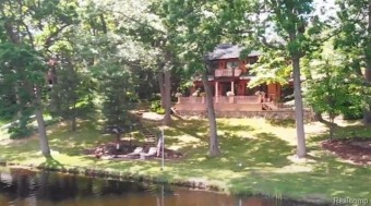 Indianwood Lake Home Sale Pending in Lake Orion Michigan