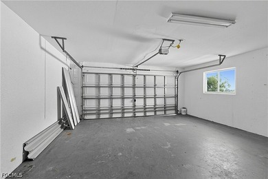 Here's your opportunity to get into an affordable three bedroom - photo 14