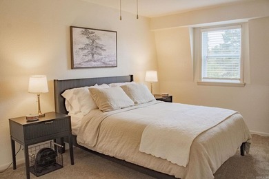 This peaceful inviting property truly feels like Home- offering - photo 22