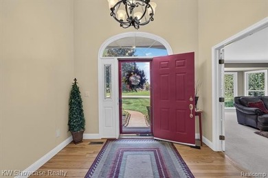 Experience a blend of luxury & tranquility in this magnificent - photo 7