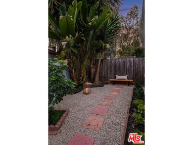 Welcome to this completely renovated, thoughtfully redesigned - photo 28