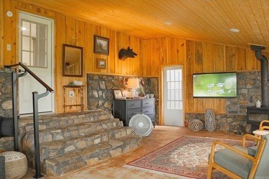 This peaceful inviting property truly feels like Home- offering - photo 34