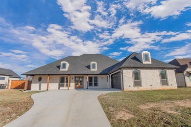 Welcome to this spacious, modern luxury home tucked away on a - photo 3