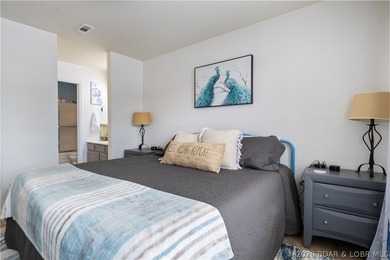 Completely renovated and move-in ready, this beautiful 2 bed, 2 - photo 14