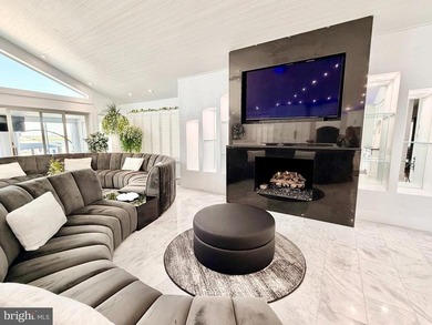 Experience the ultimate island lifestyle in your Contemporary - photo 14