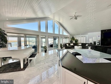 Experience the ultimate island lifestyle in your Contemporary - photo 16