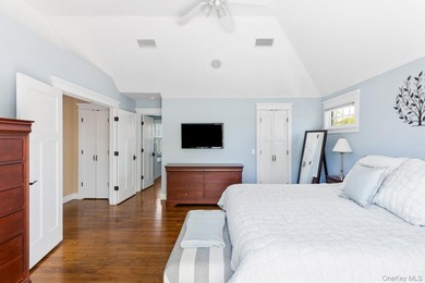 Nassau Shores waterfront living at its finest. Built in 2009 - photo 16