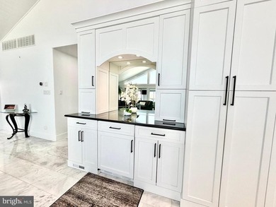 Experience the ultimate island lifestyle in your Contemporary - photo 18