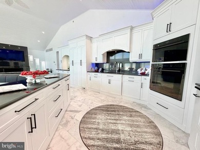 Experience the ultimate island lifestyle in your Contemporary - photo 23