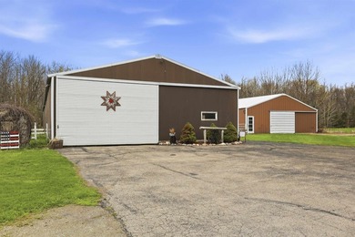 Step inside this rare beauty featuring vaulted ceilings, exposed - photo 29
