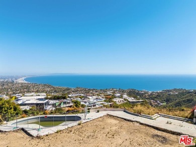 First time on the market in over 50 years. An exceptional view - photo 2