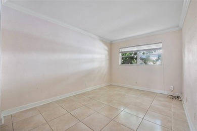 Discover a chic 2-bedroom, 1-bath corner unit condo with - photo 7