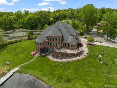 Bogie Lake Home For Sale in White Lake Michigan