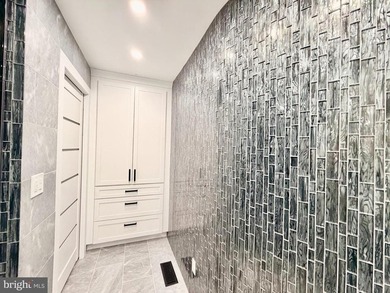 Experience the ultimate island lifestyle in your Contemporary - photo 45