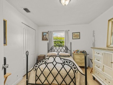 Don't miss this charming 2,325 sq. ft. CBS pool home in Orange - photo 13