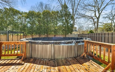 Welcome to this charming and well-maintained 4 bedroom ranch - photo 16