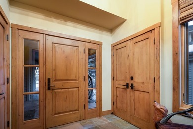 Beautifully remodeled 4BD/4BA Fairway Nine townhome. Renovated - photo 16