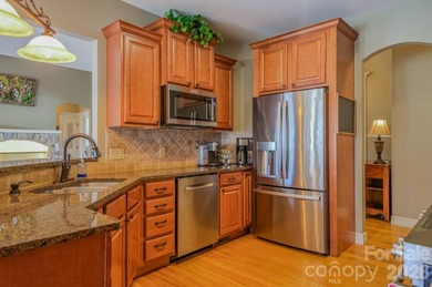 Experience Southern Luxury living set within the golf course - photo 19