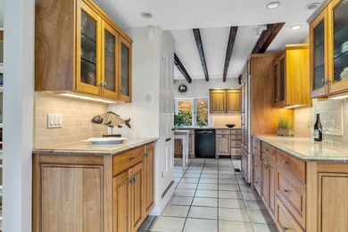 Here's your chance to own property in coveted East Orleans with - photo 39