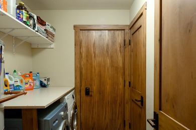 Beautifully remodeled 4BD/4BA Fairway Nine townhome. Renovated - photo 46