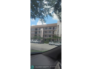 (private lake, pond, creek) Condo For Sale in Sunrise Florida