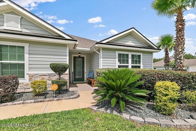 Welcome Home to your BACKYARD OASIS offering PICTURESQUE VIEWS & - photo 3