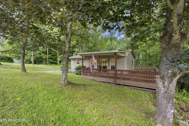 Don't miss this affordable lake-area retreat in the desirable - photo 2