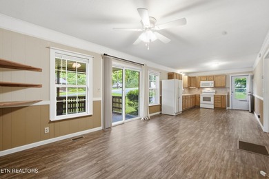 Don't miss this affordable lake-area retreat in the desirable - photo 5