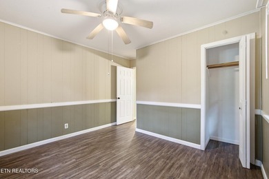 Don't miss this affordable lake-area retreat in the desirable - photo 8
