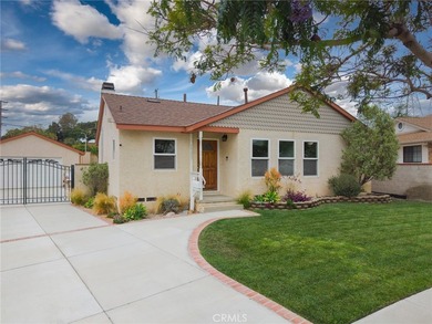Excellent opportunity to own a home on an expansive 10,049 sq - photo 3