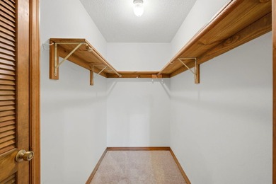 FABULOUS OPPORTUNITY TO LIVE IN A WATERFRONT COMMUNITY! Welcome - photo 13