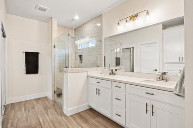 Hill Country views, privacy, & modern comfort in The Meridian - photo 13
