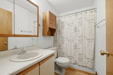 FABULOUS OPPORTUNITY TO LIVE IN A WATERFRONT COMMUNITY! Welcome - photo 14