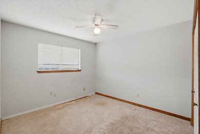 FABULOUS OPPORTUNITY TO LIVE IN A WATERFRONT COMMUNITY! Welcome - photo 16