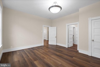 Rare live-work (Commercial & Residential) opportunity in the - photo 17