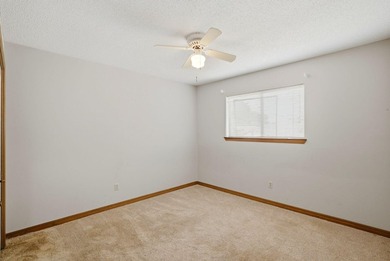 FABULOUS OPPORTUNITY TO LIVE IN A WATERFRONT COMMUNITY! Welcome - photo 19
